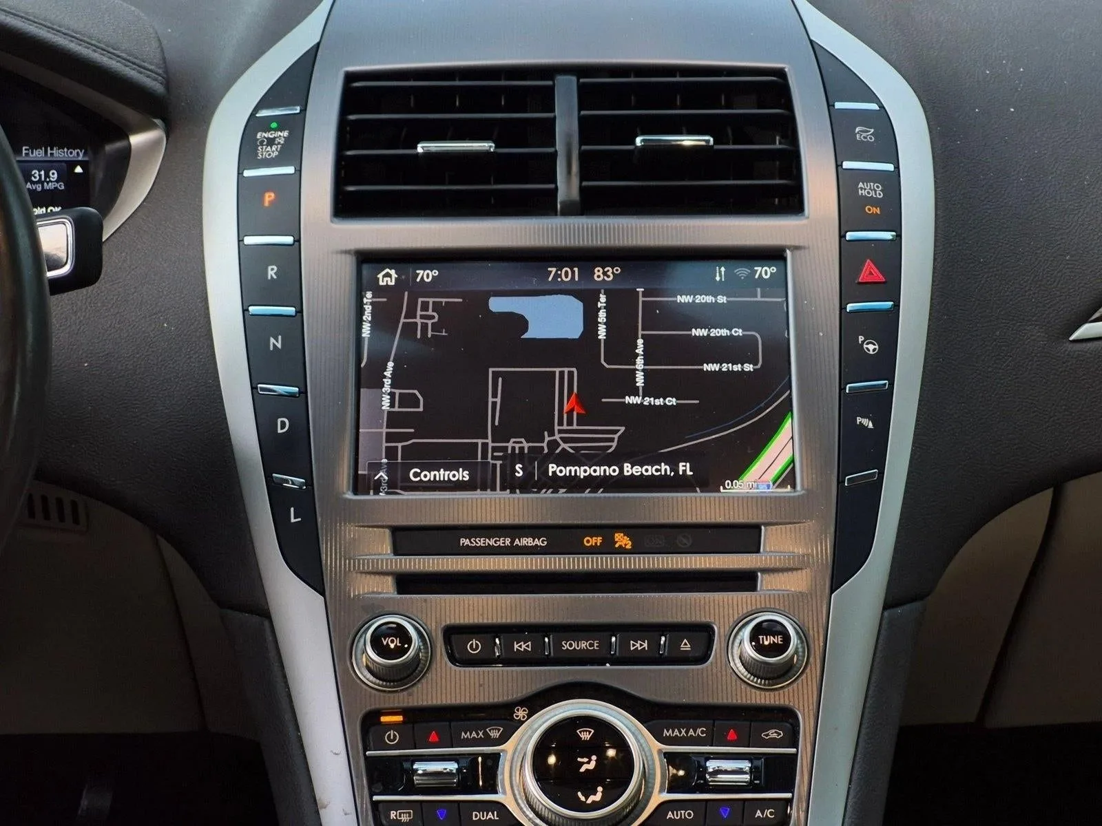 2020 Lincoln MKZ Hybrid Reserve FWD photo 10