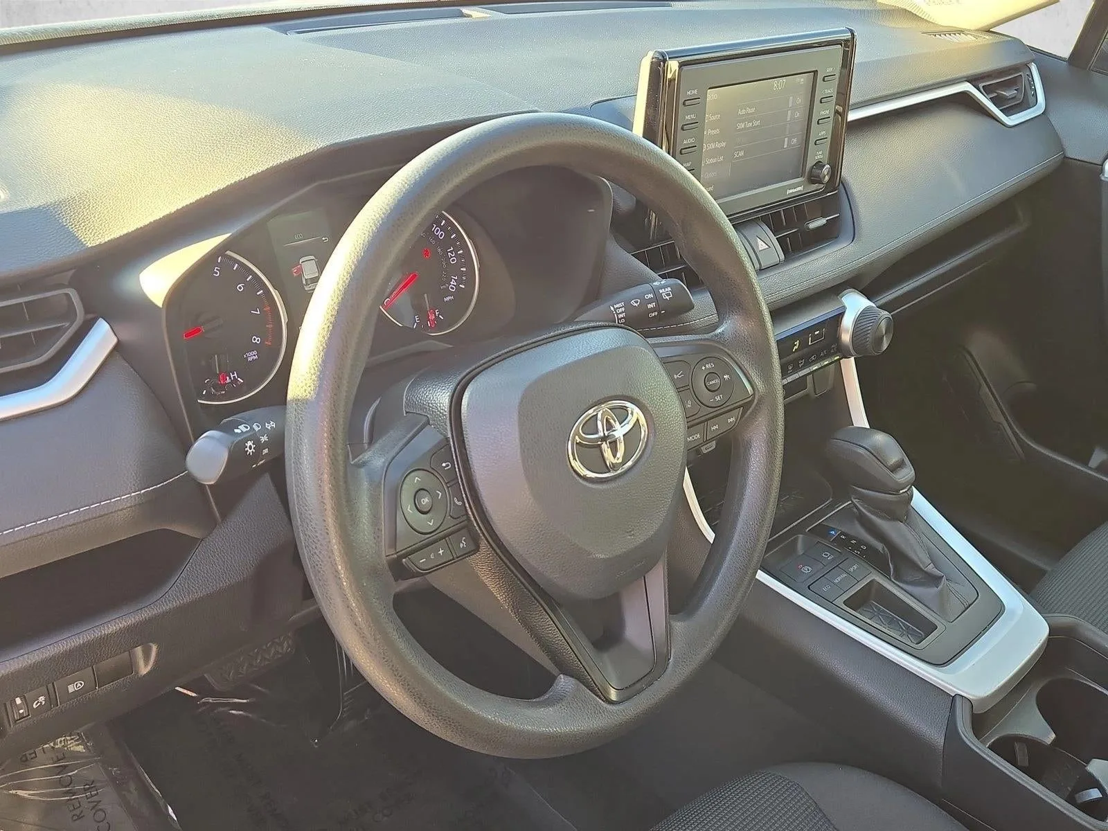 2021 Toyota RAV4 LE FWD (GS) photo 10