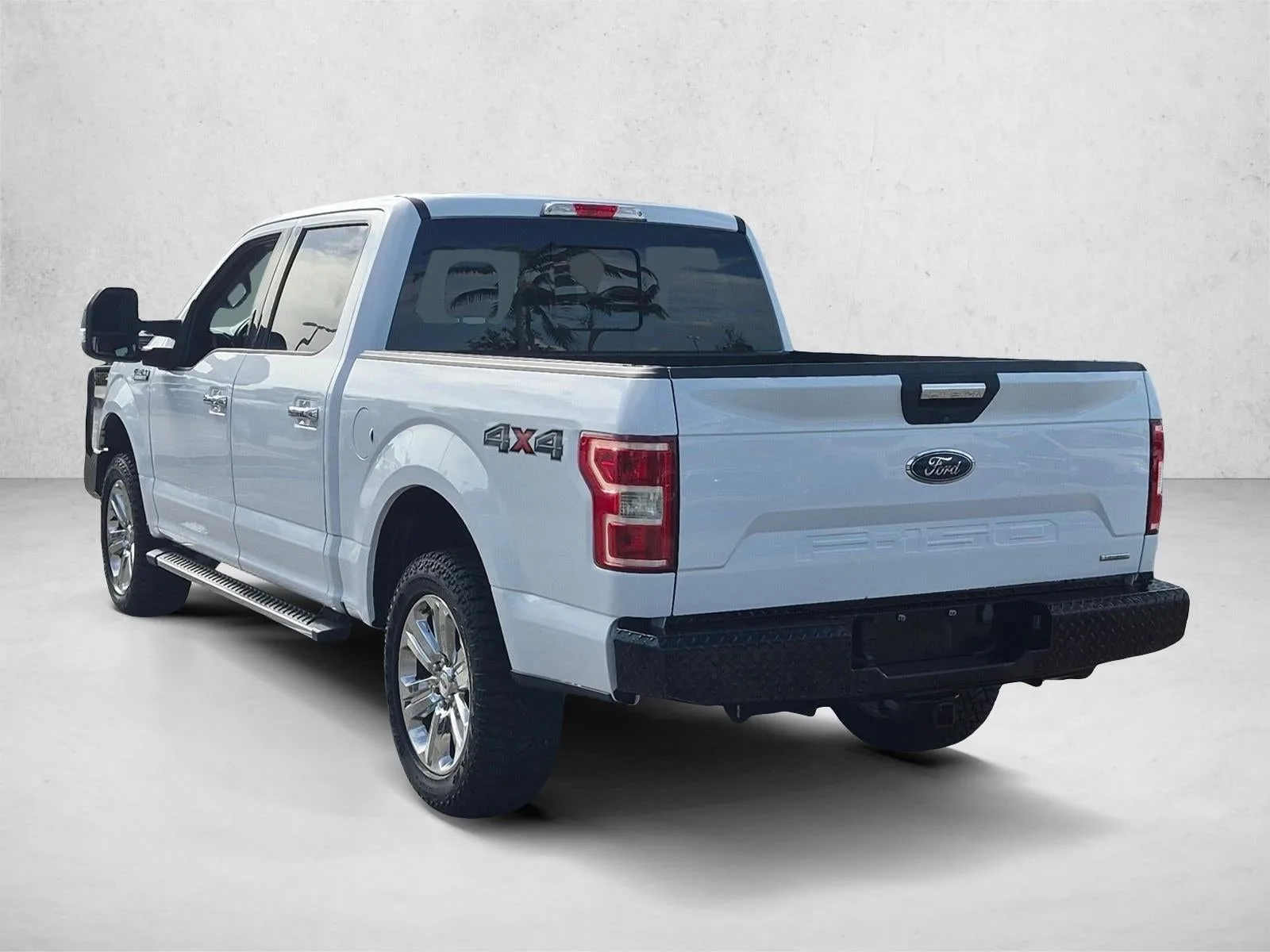 2019 Ford F-150 XLT 4WD SuperCrew 5.5' Box photo 7