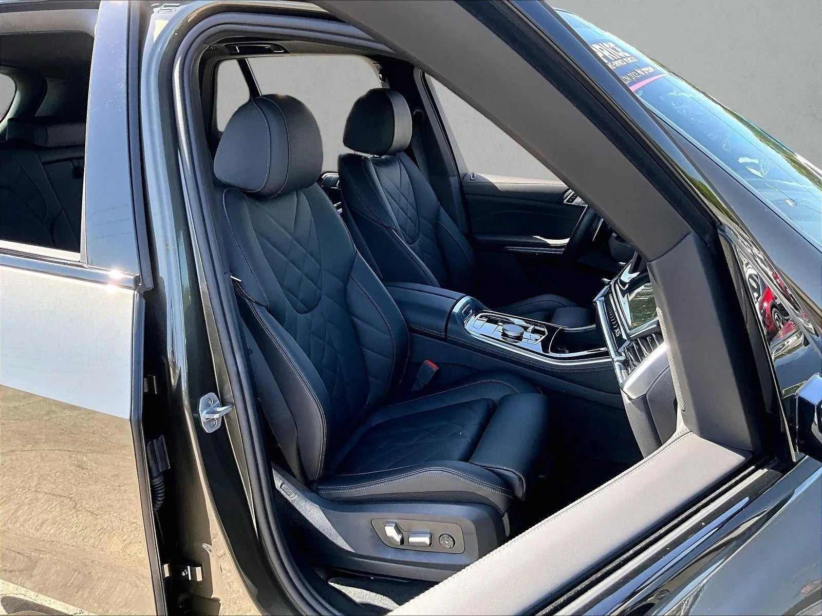 2026 BMW X5 sDrive40i photo 9