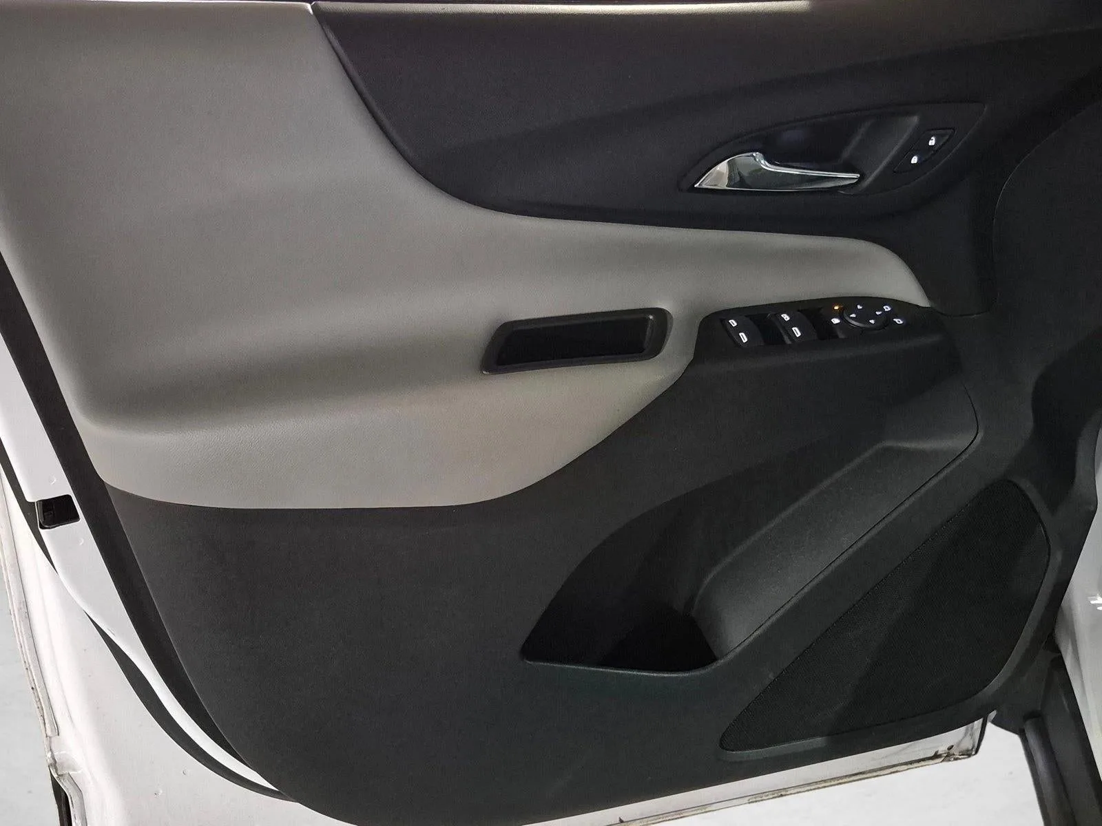 2023 Chevrolet Equinox Base photo 10