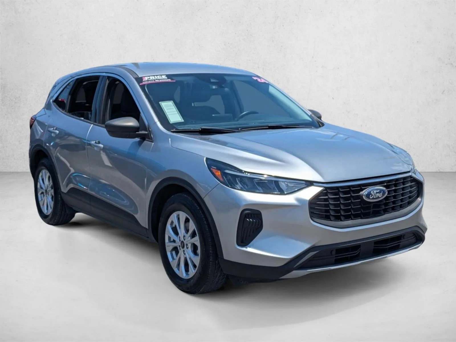 2024 Ford Escape Active FWD photo 3