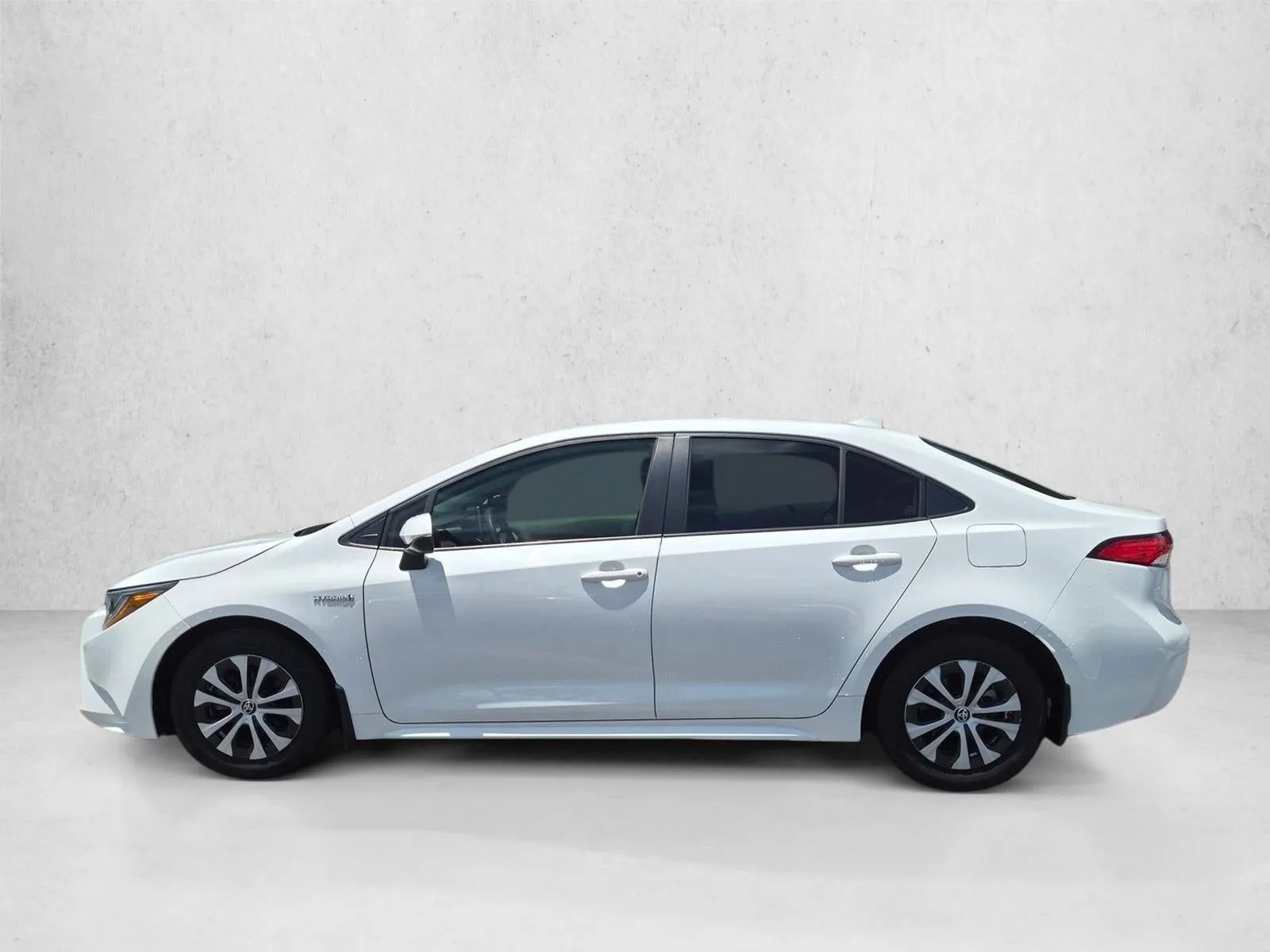2021 Toyota Corolla Hybrid LE CVT (Natl) photo 8