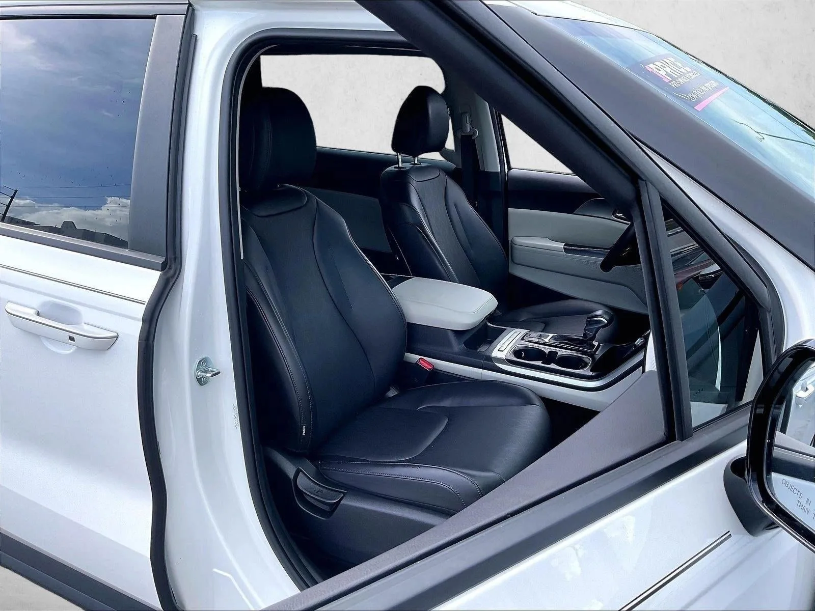 2024 Kia Carnival MPV LX Seat Package photo 9