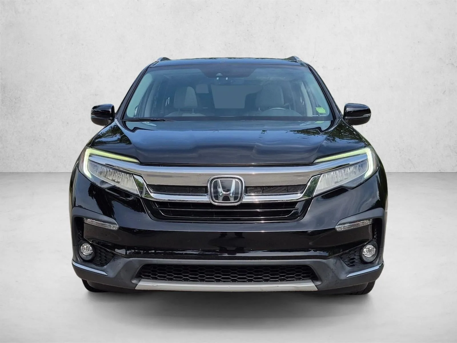 2019 Honda Pilot Touring photo 2