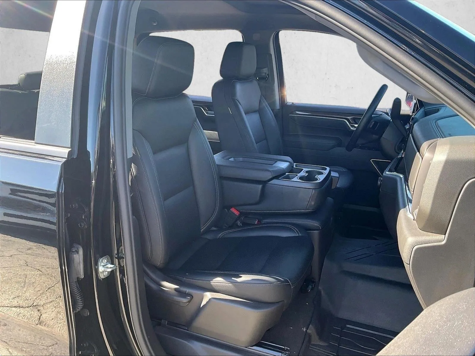 2026 Chevrolet Silverado 1500 RST photo 8