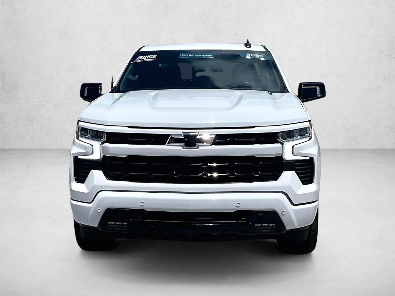 2025 Chevrolet Silverado 1500 RST photo 3