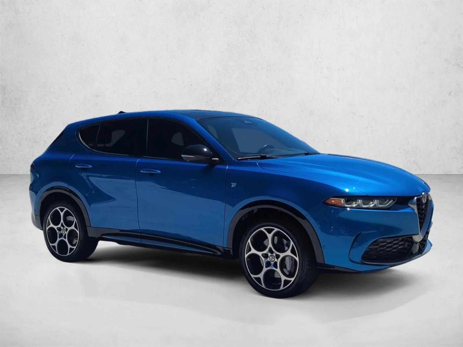 2024 Alfa Romeo Tonale Ti EAWD photo 3