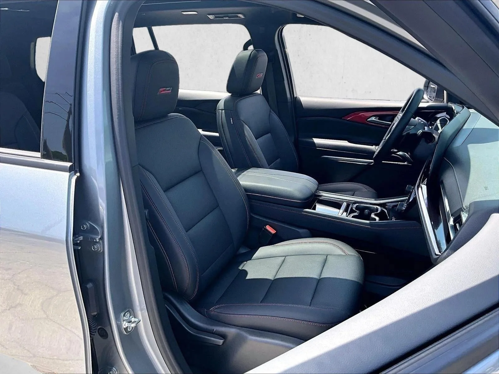 2026 Chevrolet Traverse Z71 photo 9