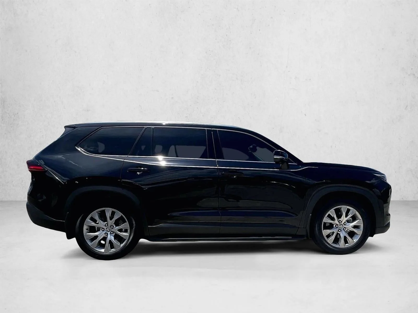 2026 Toyota Grand Highlander Limited photo 5