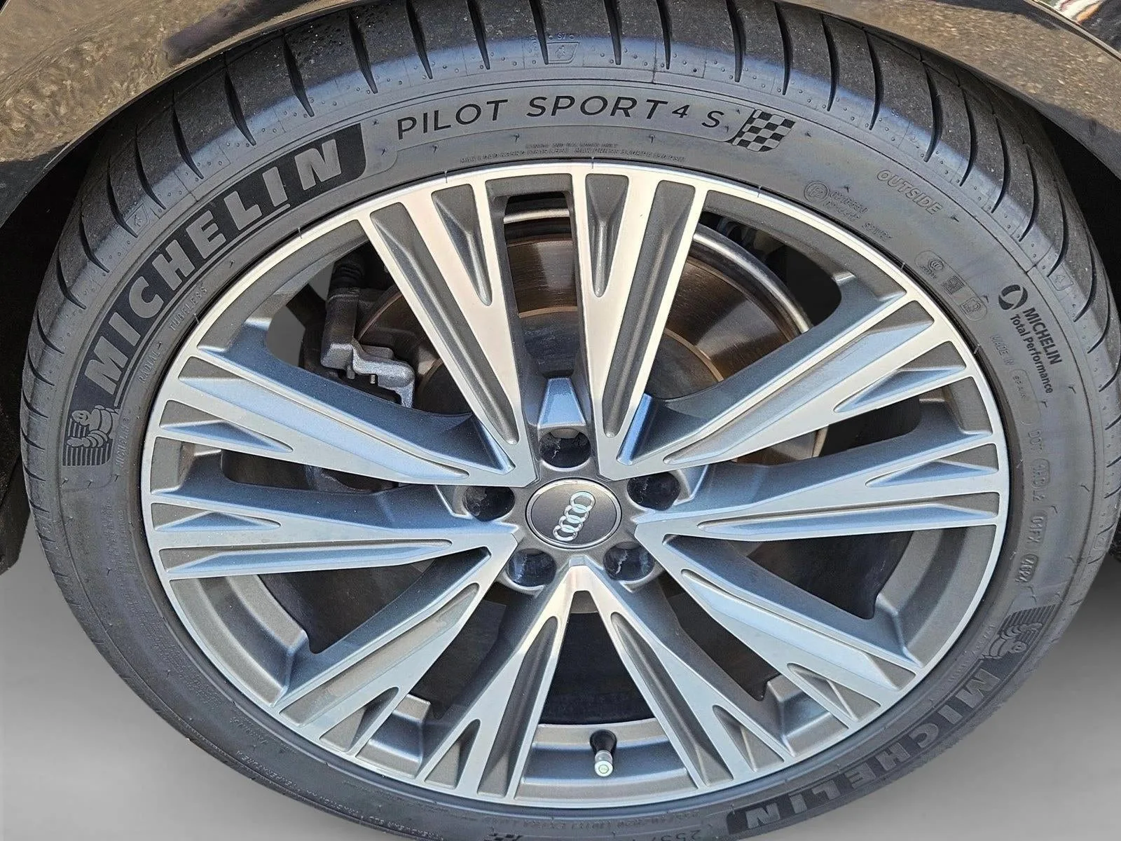 2019 Audi A6 Premium Plus 45 TFSI quattro photo 8