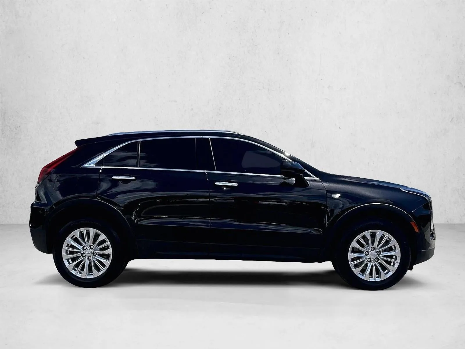 2024 Cadillac XT4 Luxury photo 5