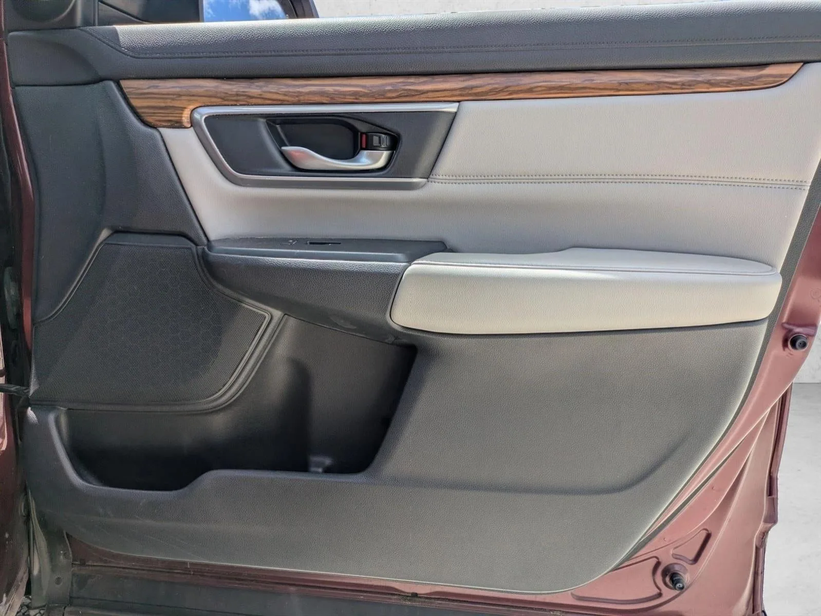 2017 Honda CR-V Touring AWD photo 11