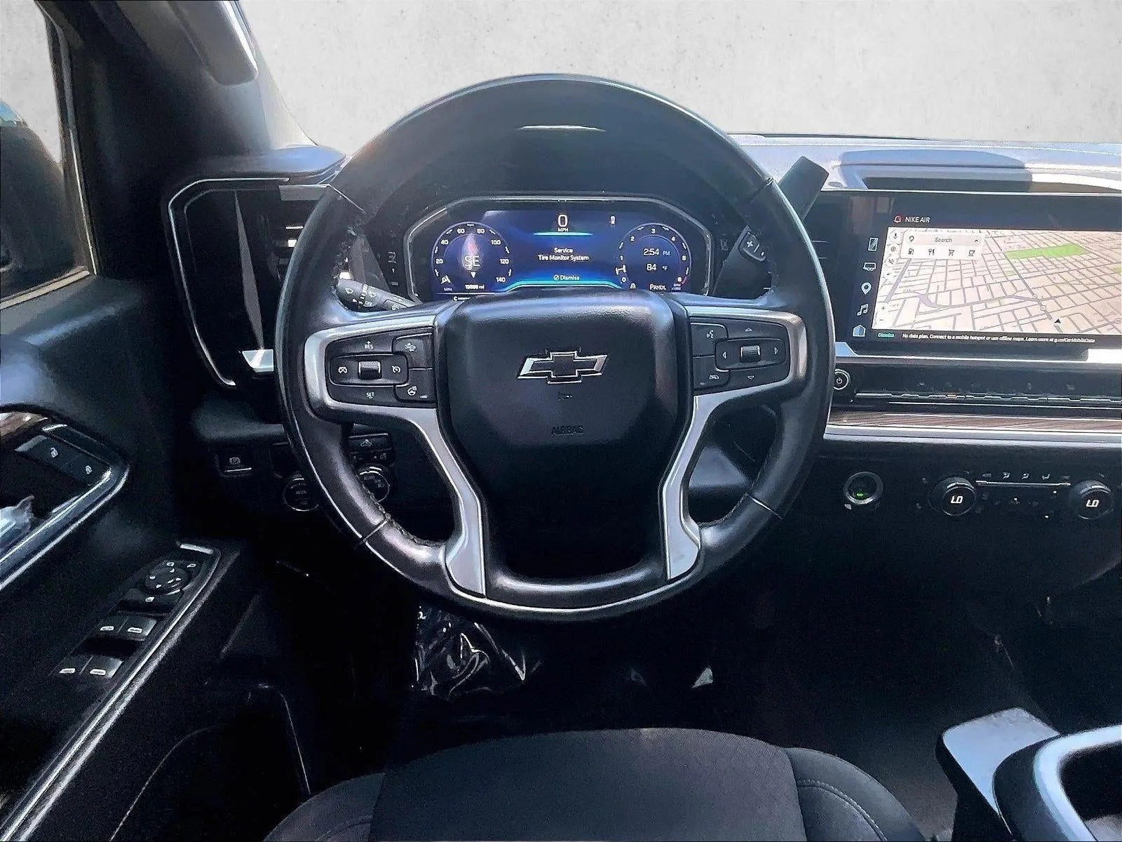 2024 Chevrolet Silverado 1500 LT photo 7