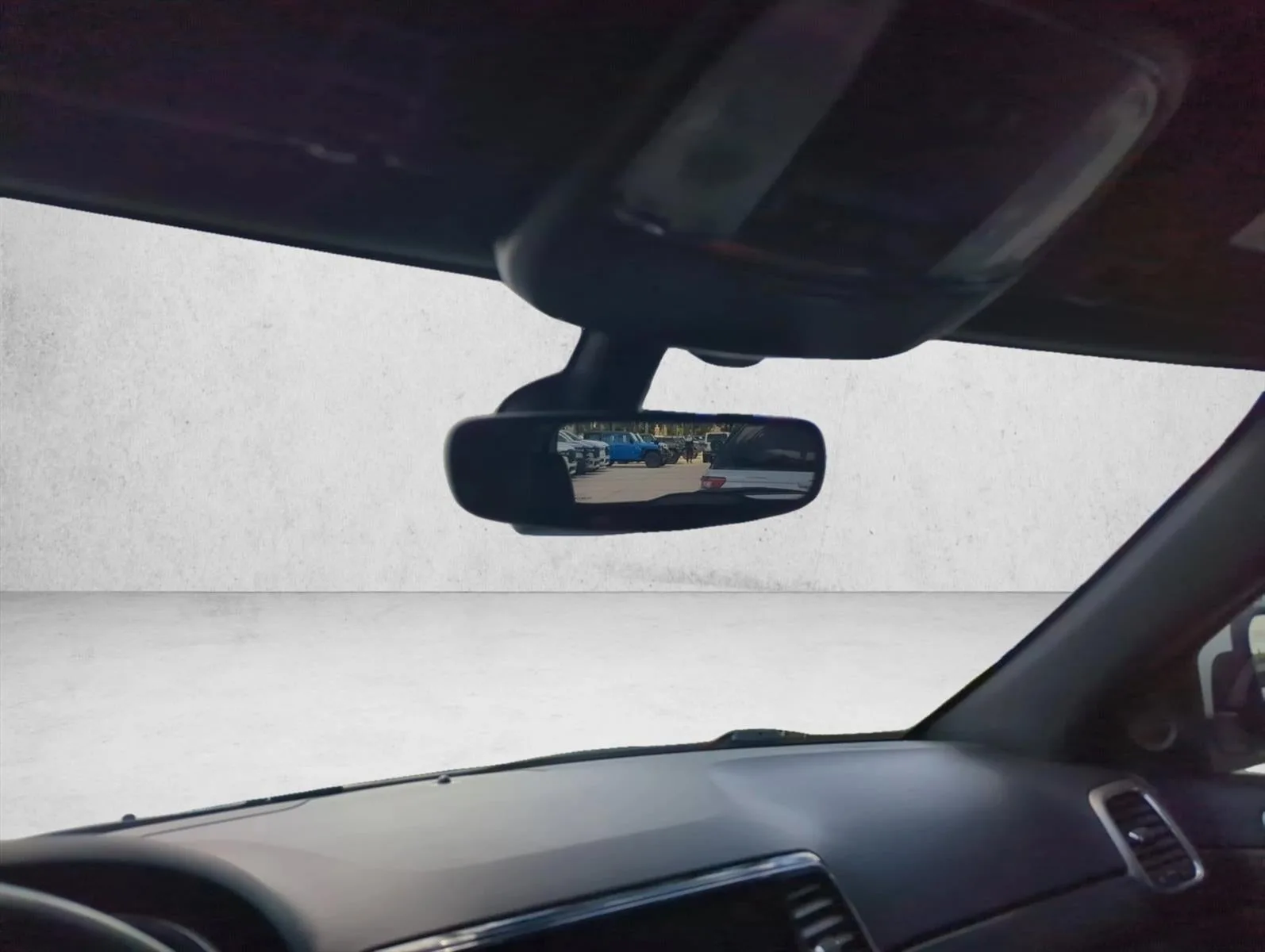 2019 Jeep Grand Cherokee Altitude 4x2 photo 10