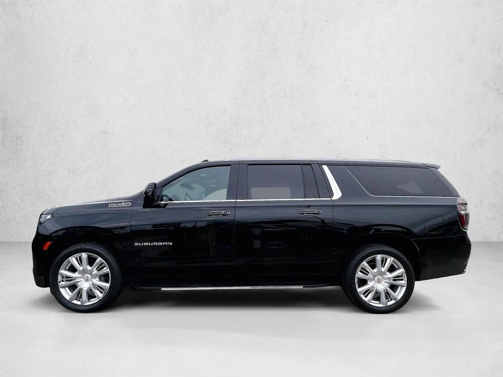 2023 Chevrolet Suburban High Country photo 6