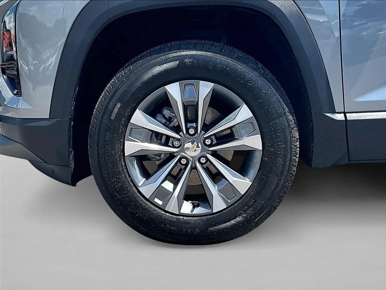 2025 Chevrolet Equinox LT photo 10