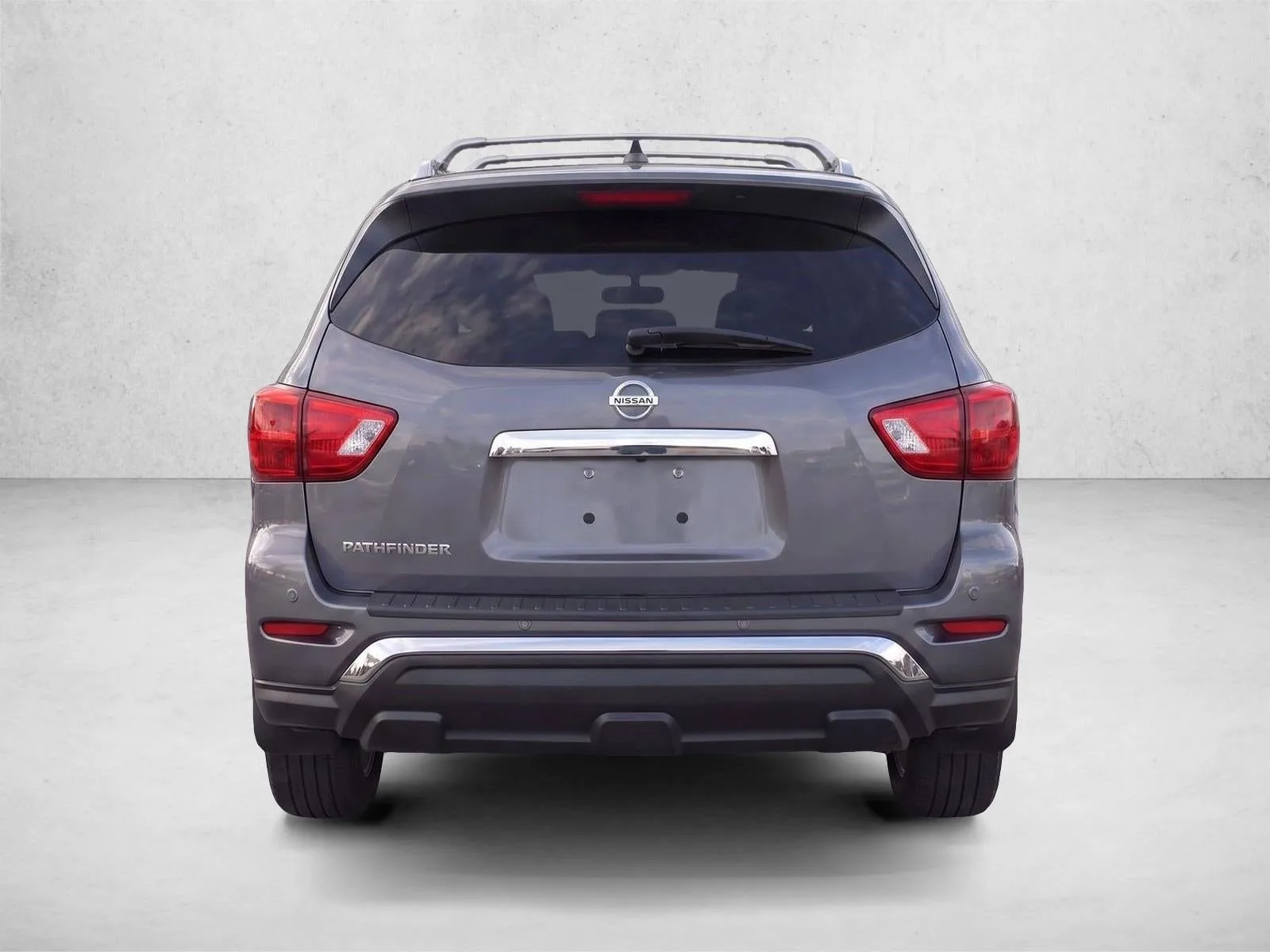 2020 Nissan Pathfinder FWD S photo 6