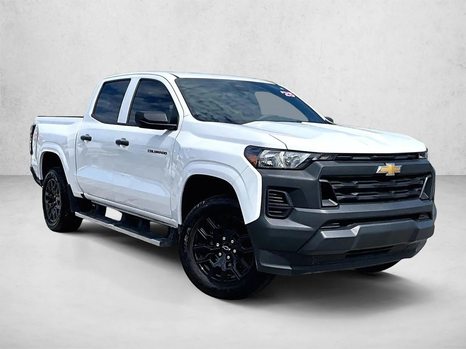 2025 Chevrolet Colorado WT/LT photo 12