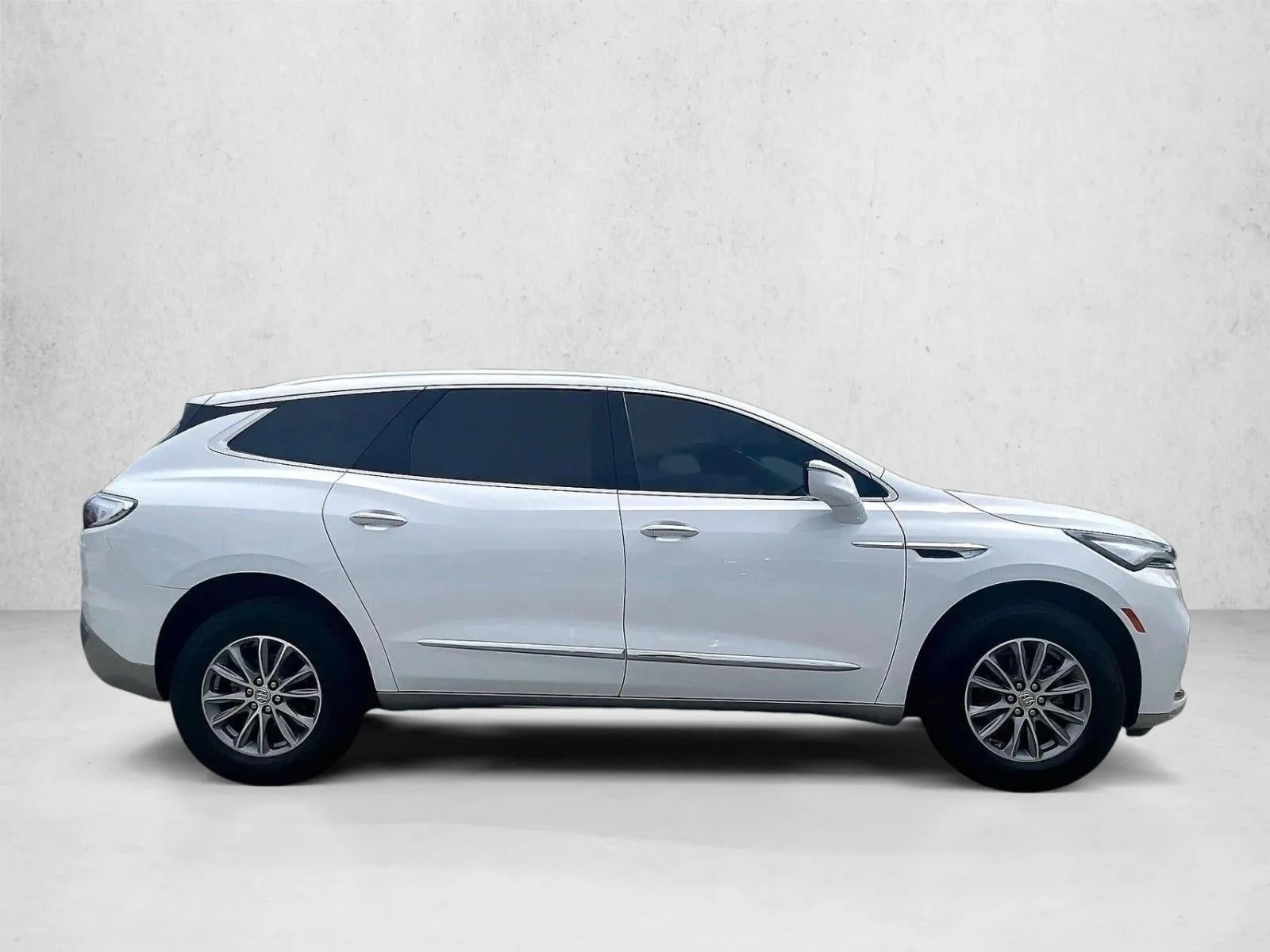 2024 Buick Enclave Essence photo 5