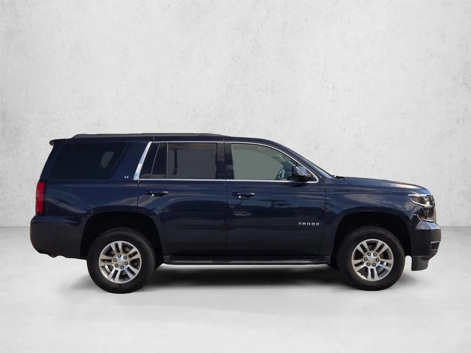 2020 Chevrolet Tahoe 2WD LT photo 4
