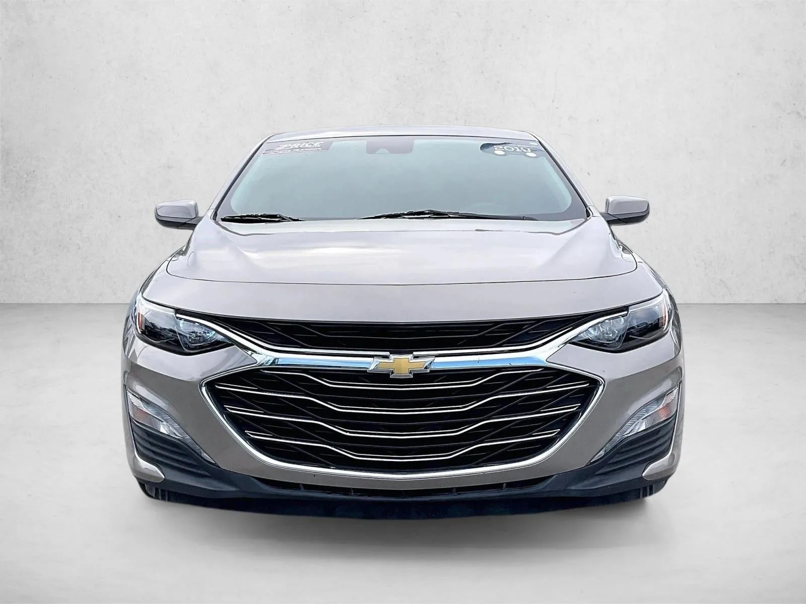 2023 Chevrolet Malibu LT photo 3