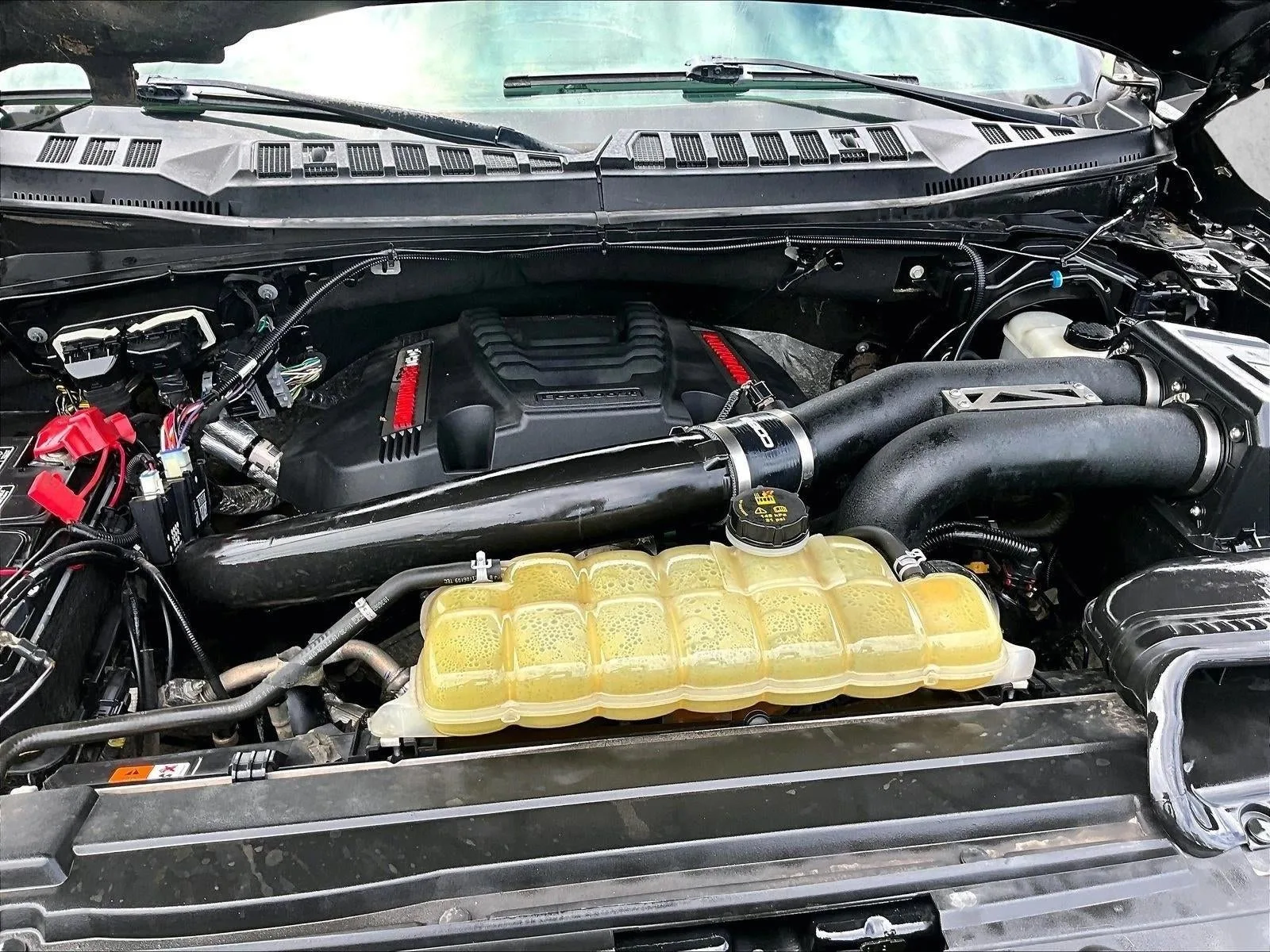 2020 Ford F-150 Raptor photo 11