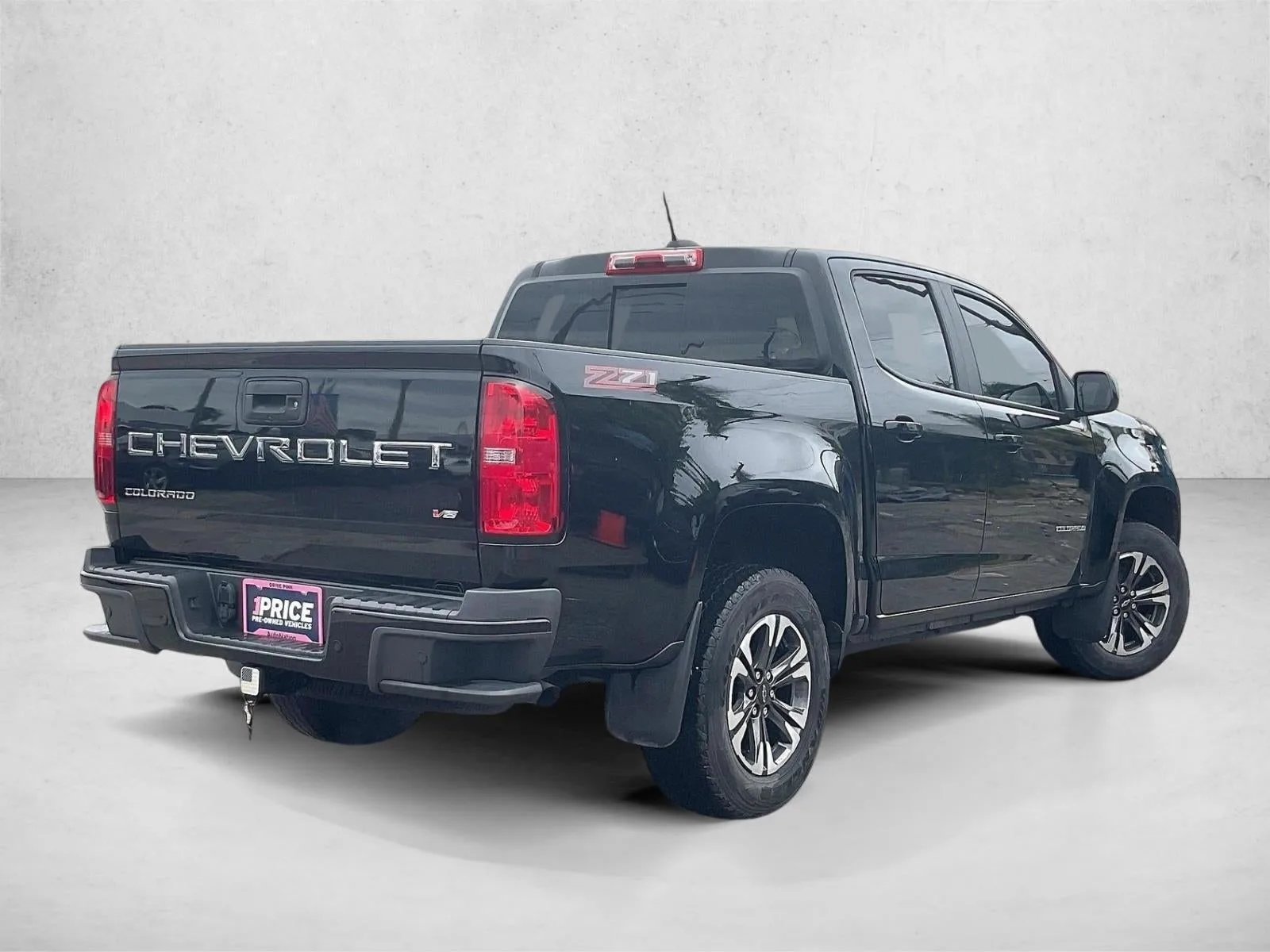 2022 Chevrolet Colorado 2WD Z71 photo 2