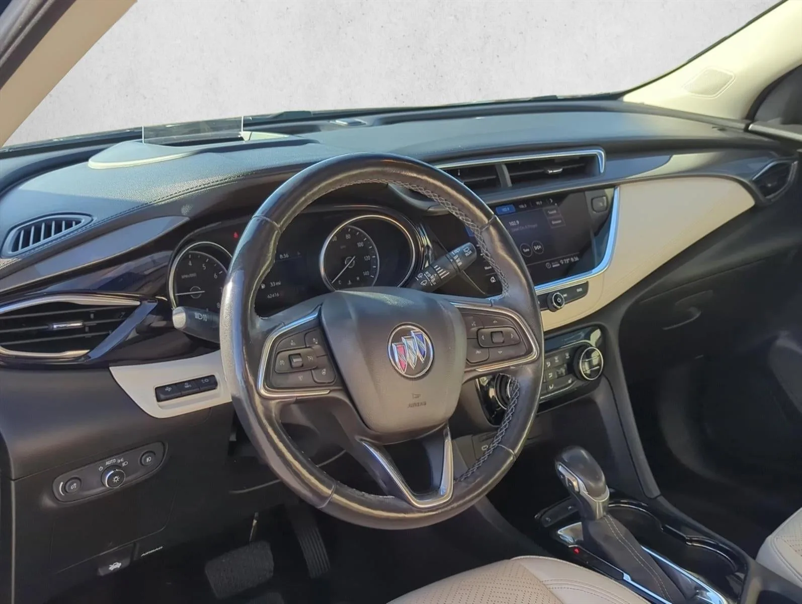 2020 Buick Encore GX Essence FWD photo 7