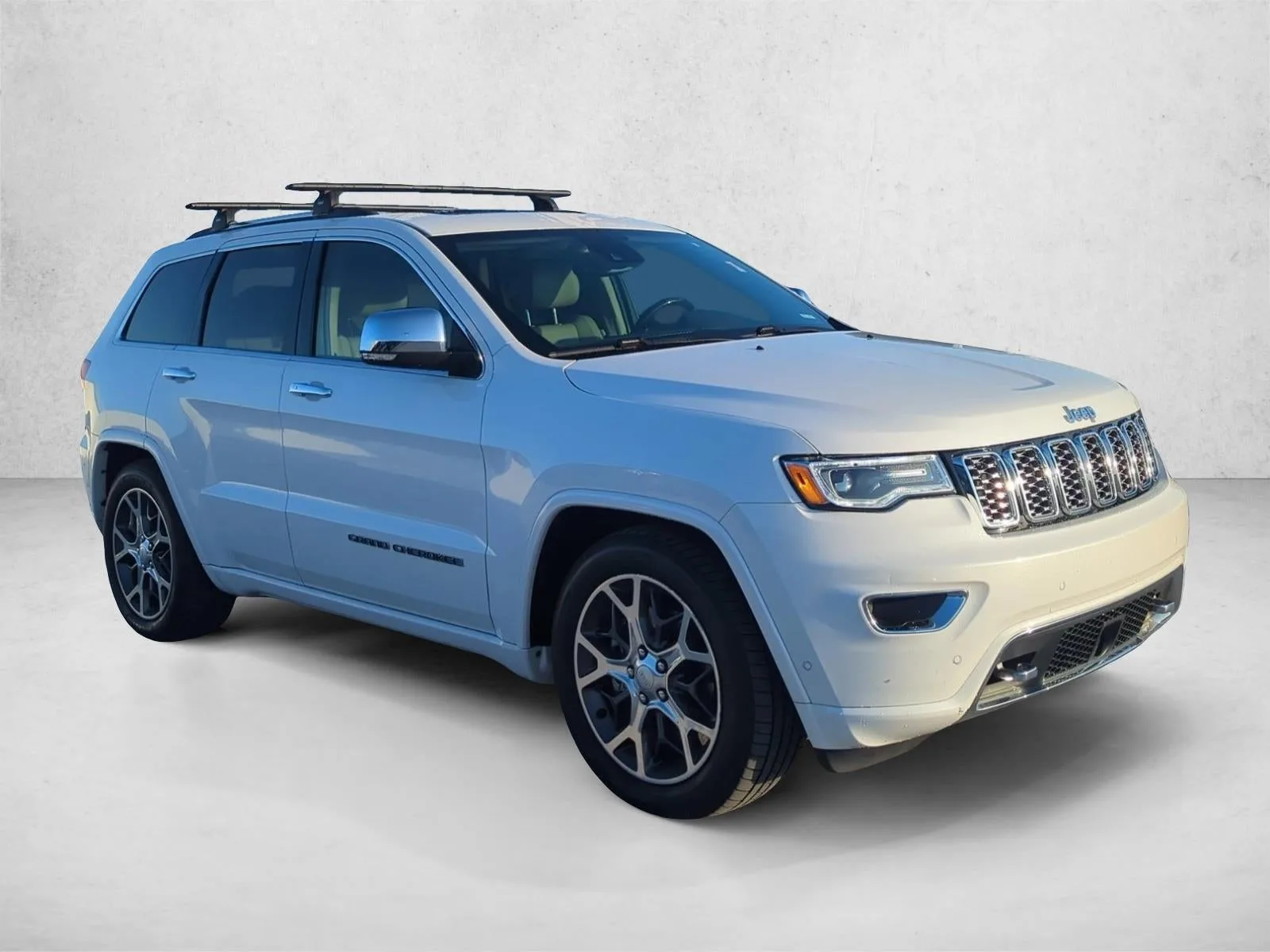 2020 Jeep Grand Cherokee Overland 4x4 photo 3