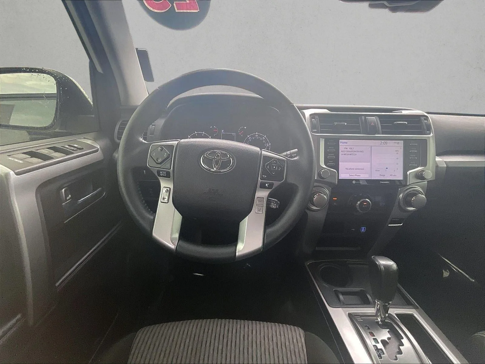 2023 Toyota 4Runner SR5 photo 7