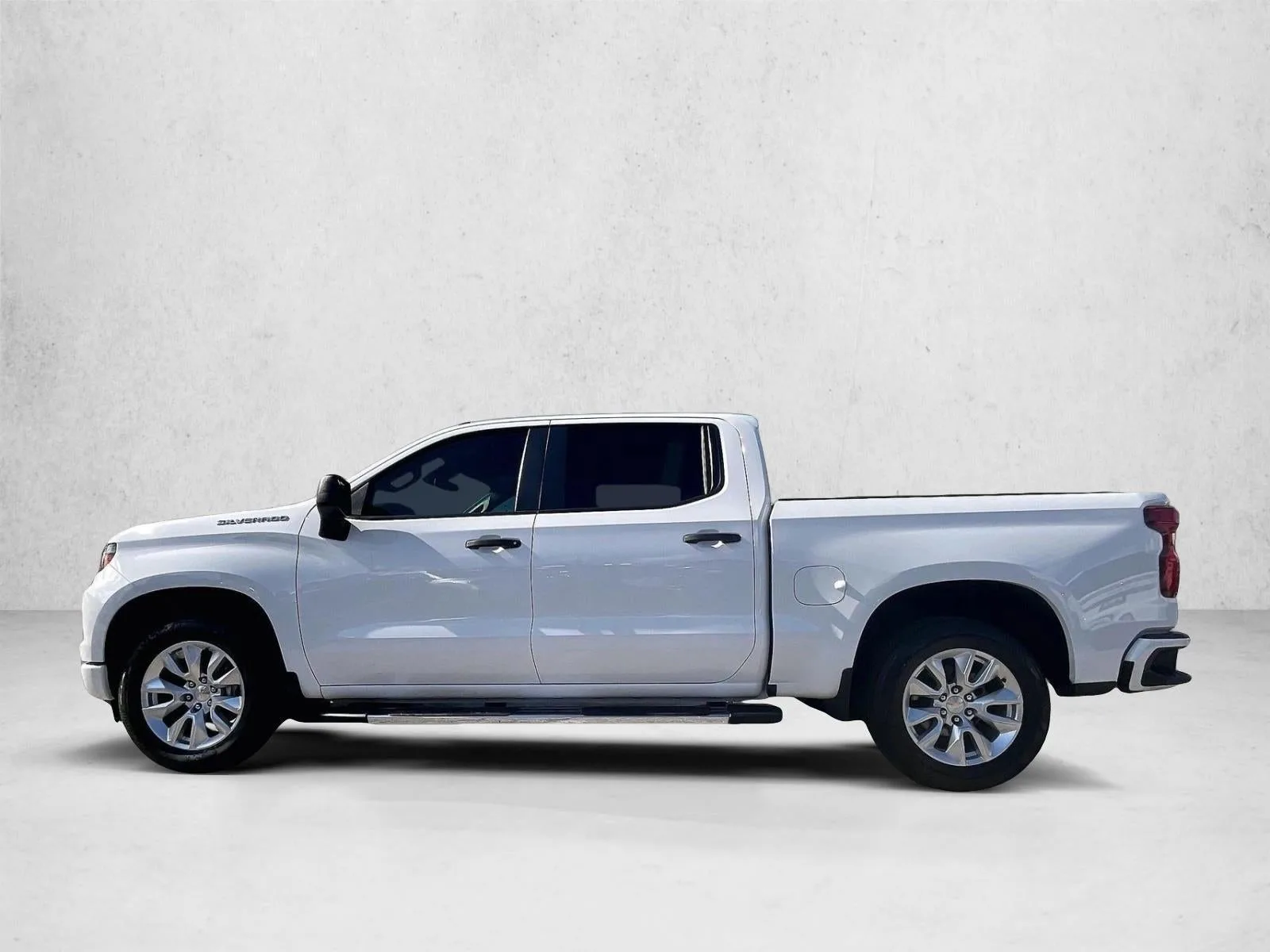 2024 Chevrolet Silverado 1500 Custom photo 6