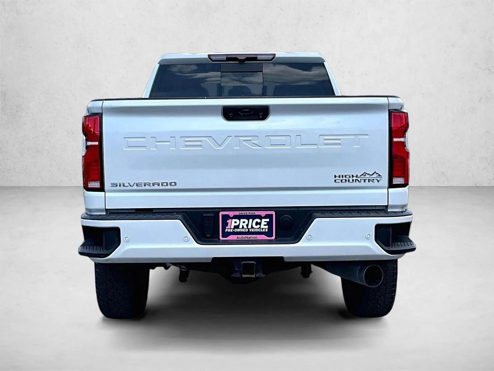 2025 Chevrolet Silverado 2500 HD High Country photo 4