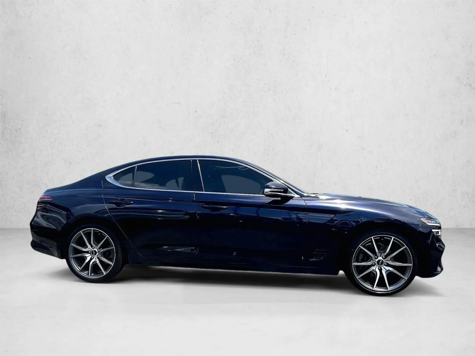 2023 Genesis G70 2.0T photo 5