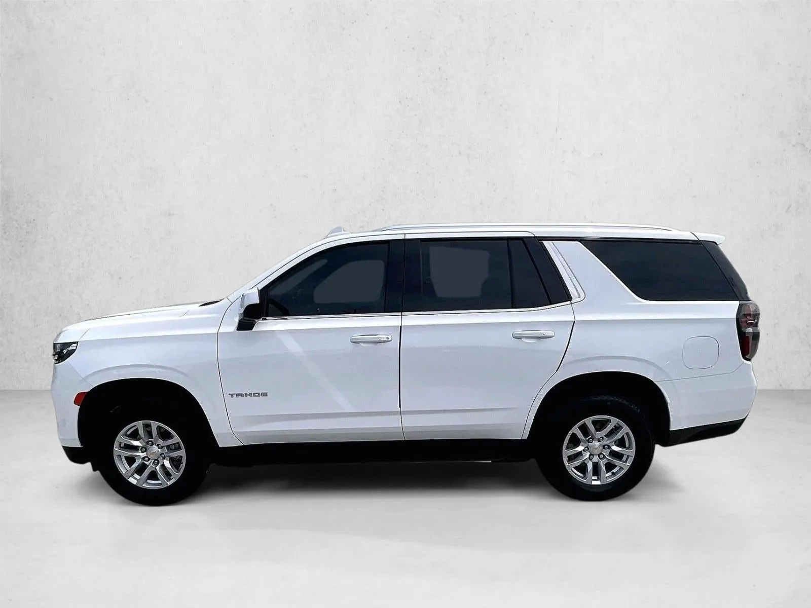 2024 Chevrolet Tahoe LS photo 6