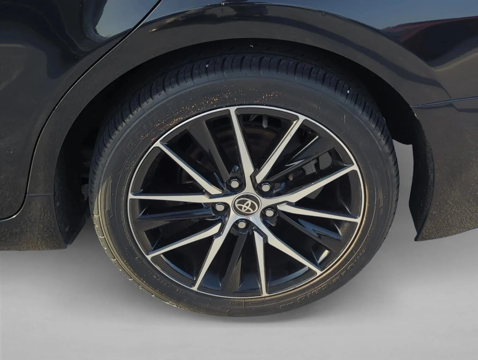 2021 Toyota Camry SE Auto (SE) photo 7