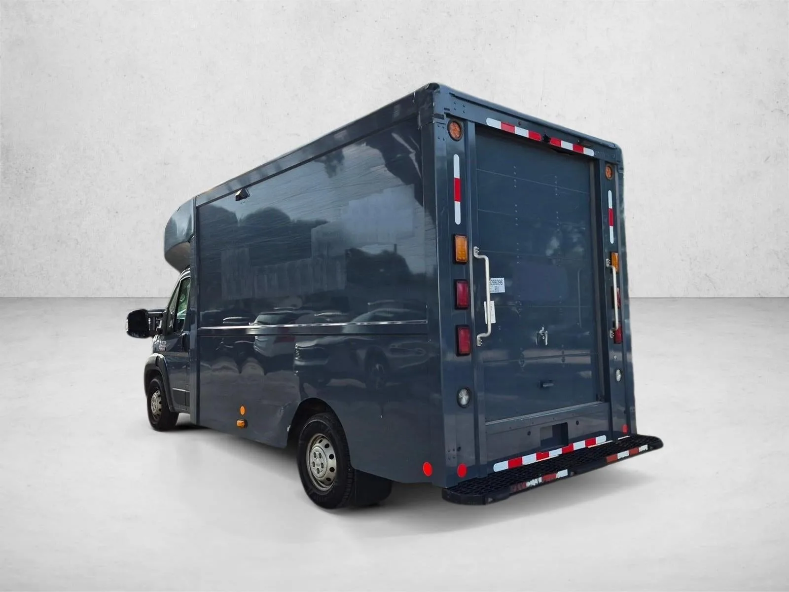2022 RAM ProMaster Cutaway Base photo 4
