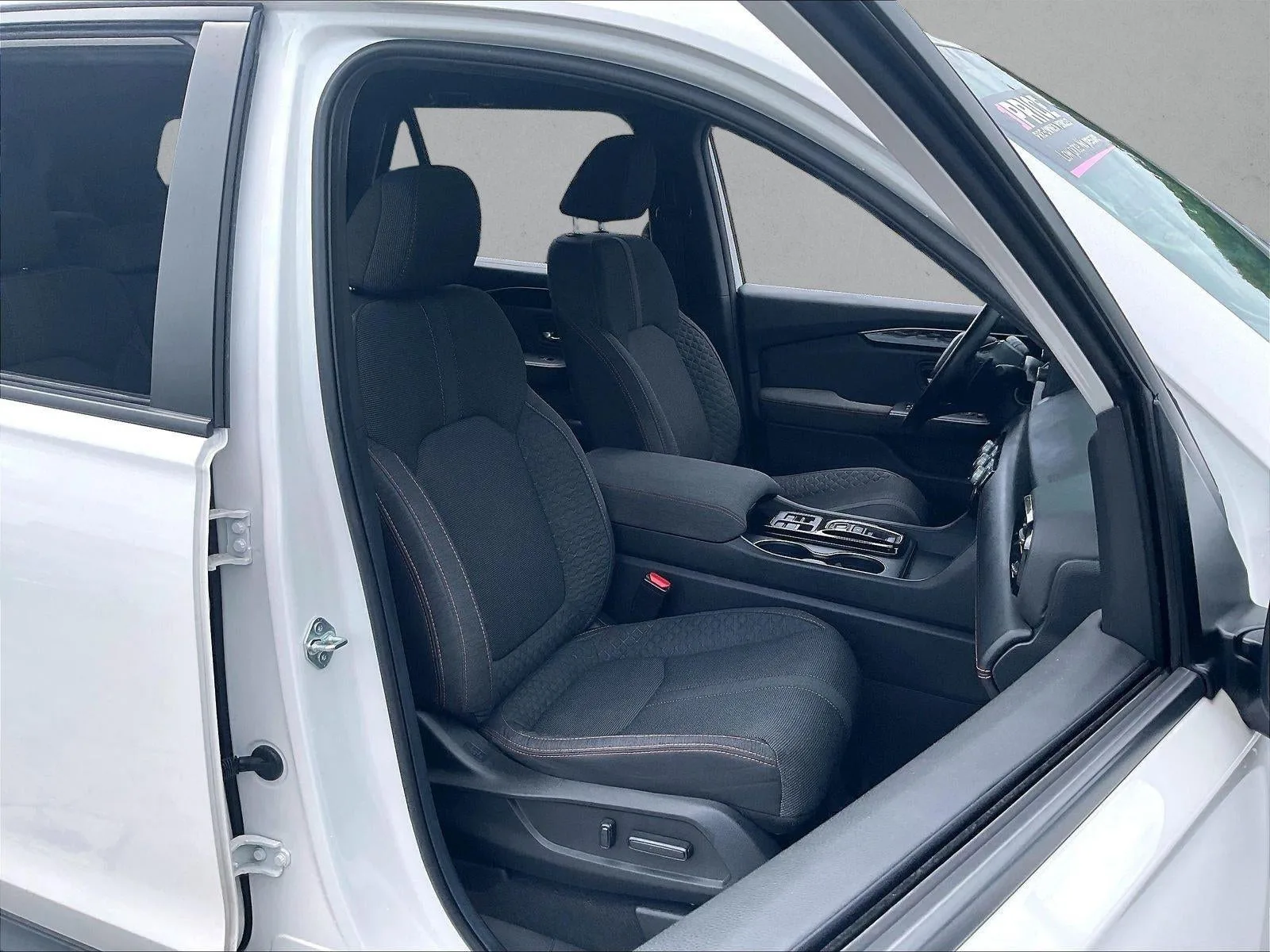 2025 Honda Pilot Sport photo 9