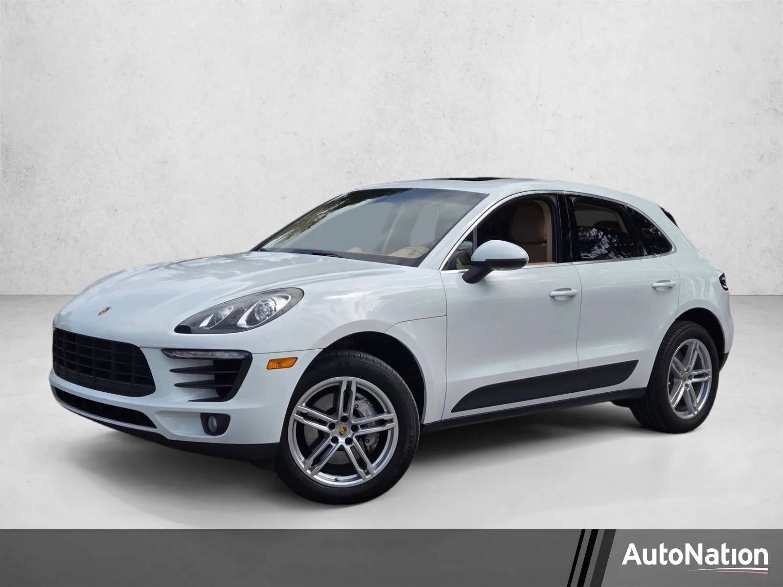 2015 Porsche Macan