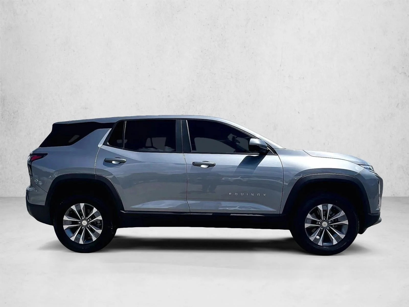 2025 Chevrolet Equinox LT photo 5