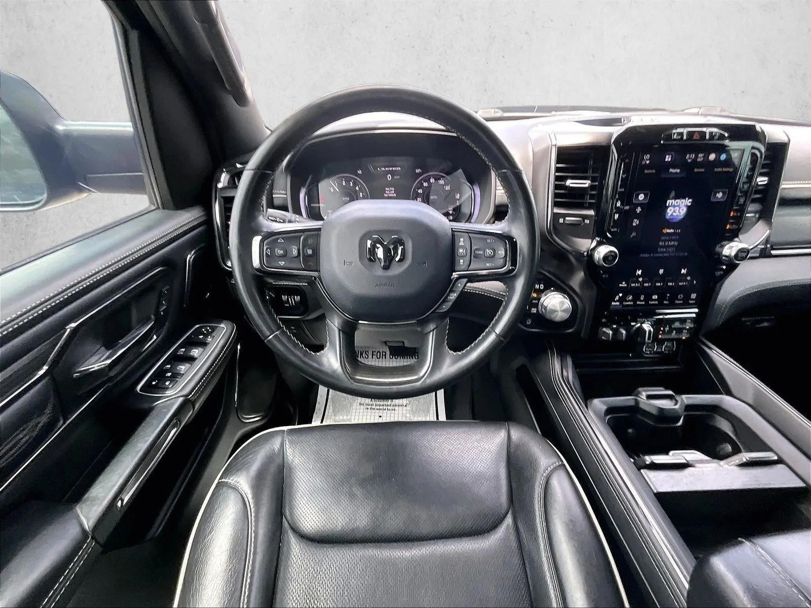 2024 RAM 1500 Limited Crew Cab 4x4 5'7" Box photo 7