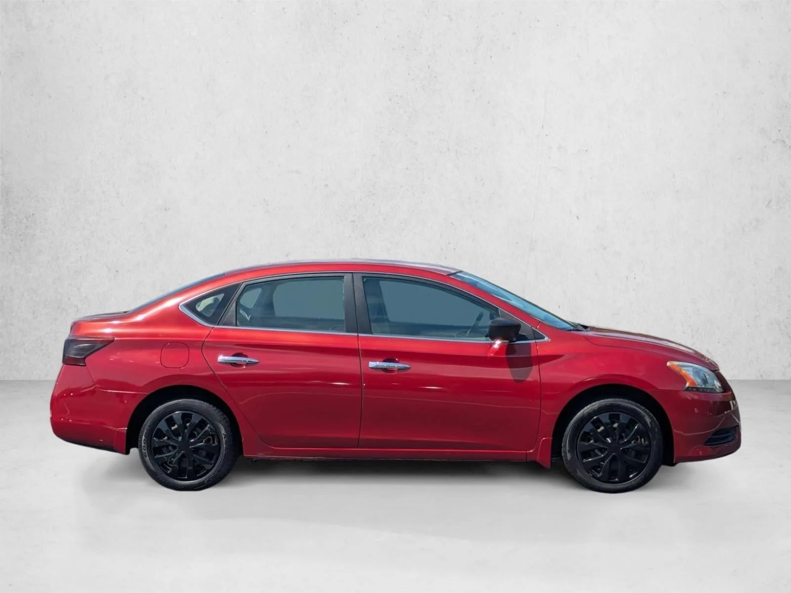 2013 Nissan Sentra 4dr Sdn I4 CVT S photo 4