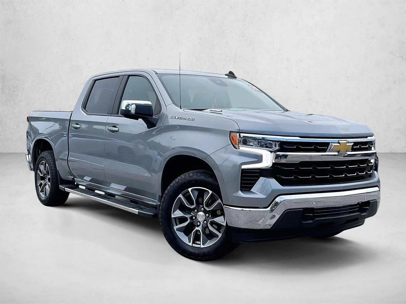 2025 Chevrolet Silverado 1500 LT photo 12
