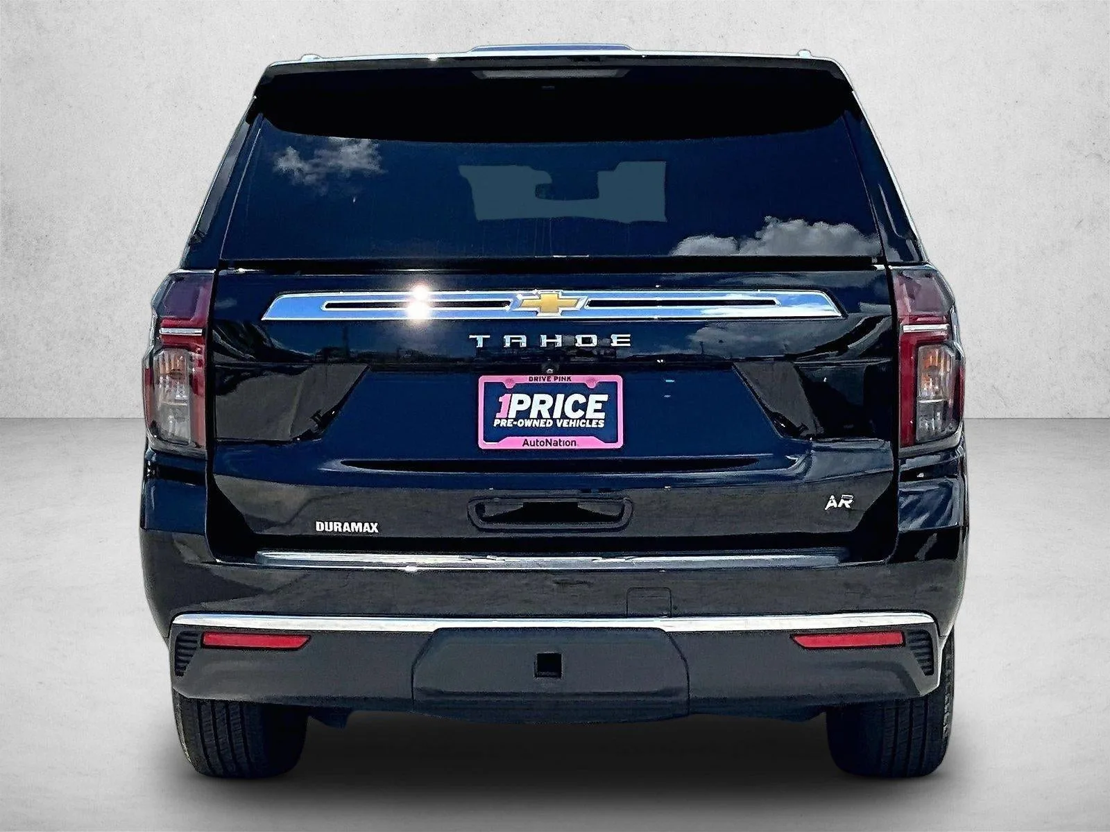 2024 Chevrolet Tahoe LS photo 4