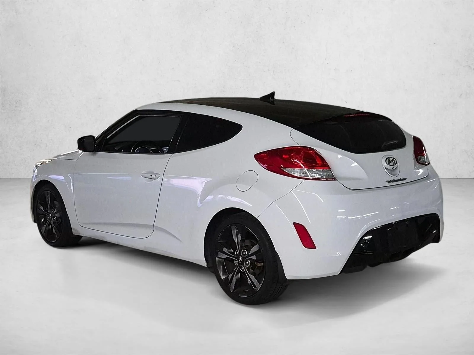 2017 Hyundai Veloster Value Edition photo 7