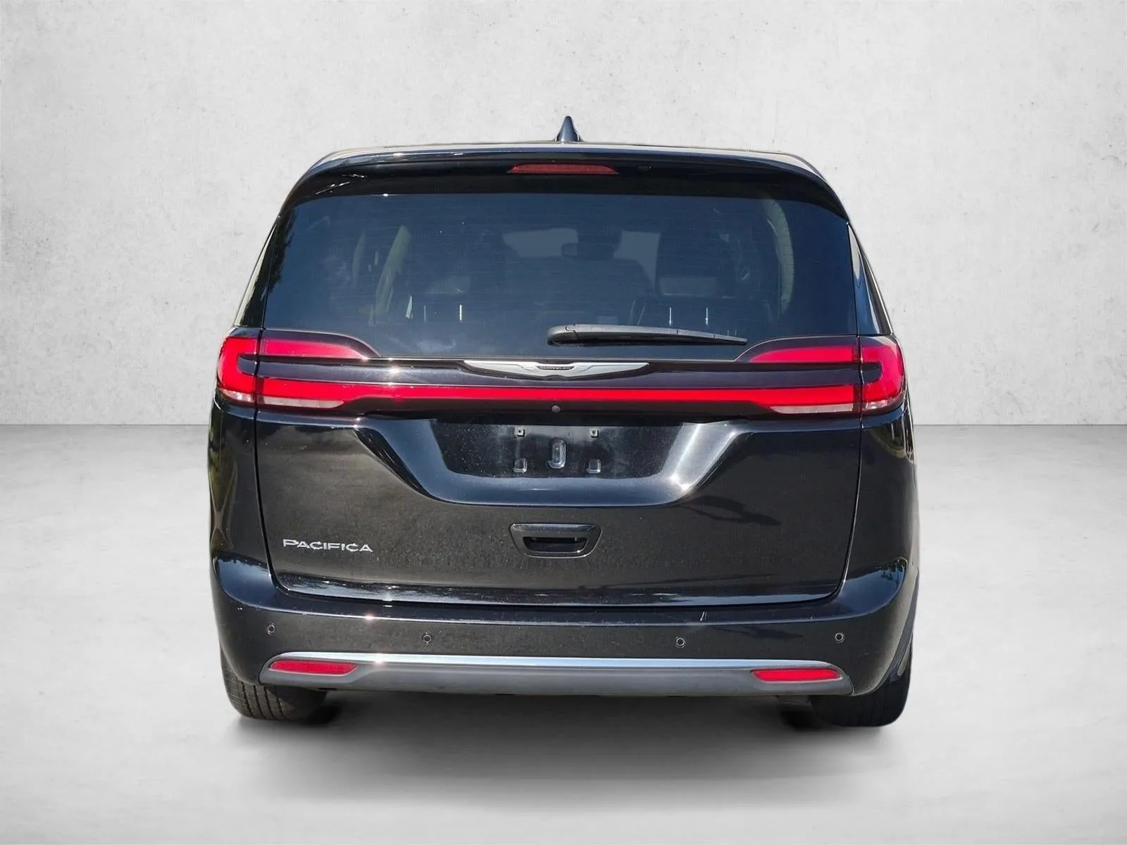 2024 Chrysler Pacifica Touring L FWD photo 7