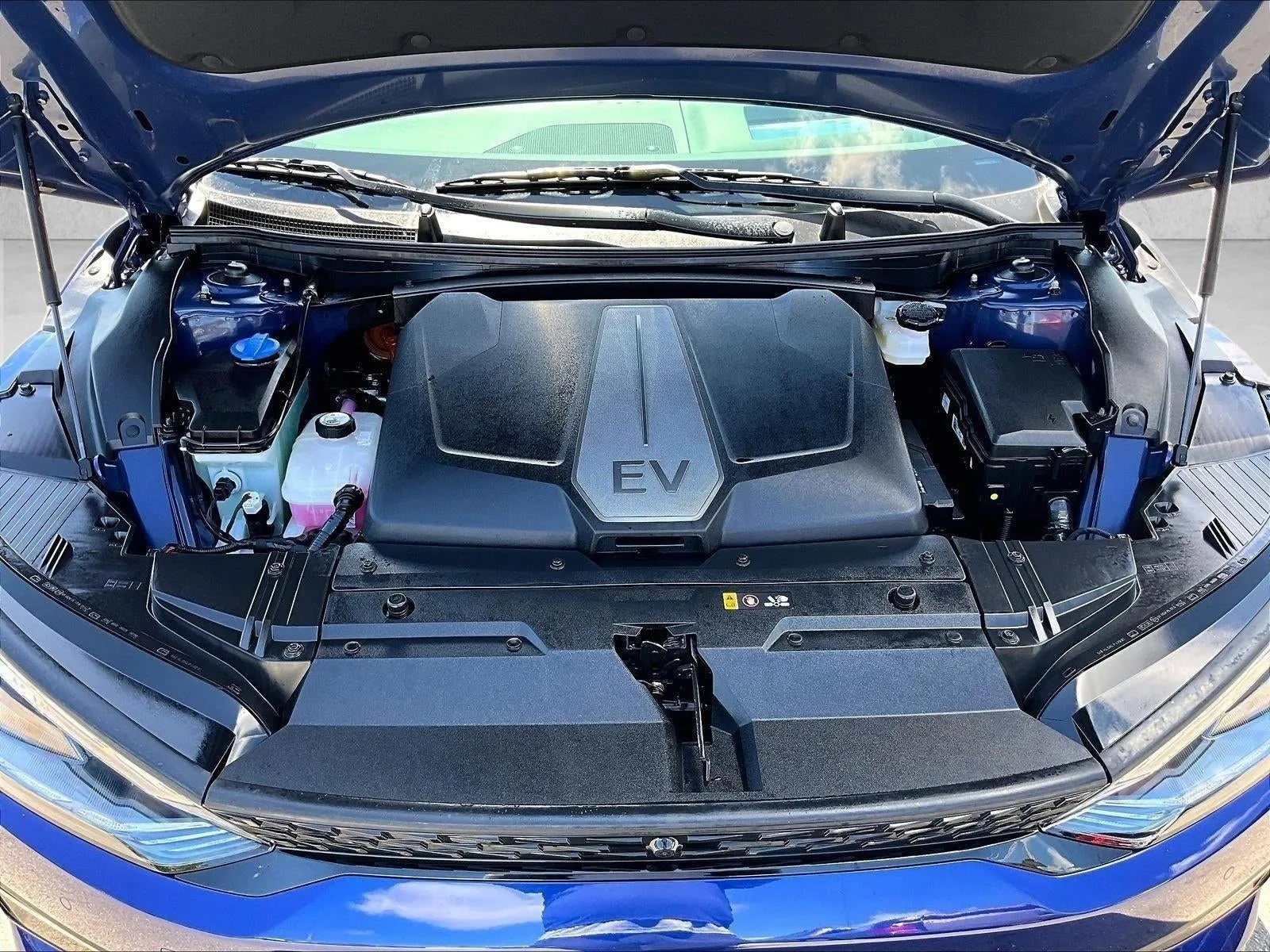 2024 Kia EV6 GT-Line photo 11