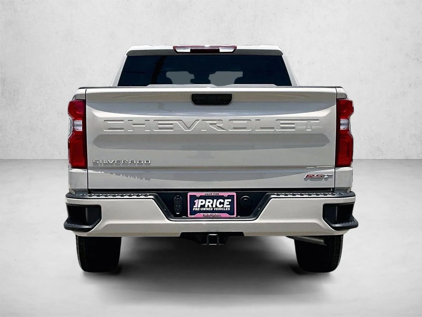 2026 Chevrolet Silverado 1500 RST photo 4