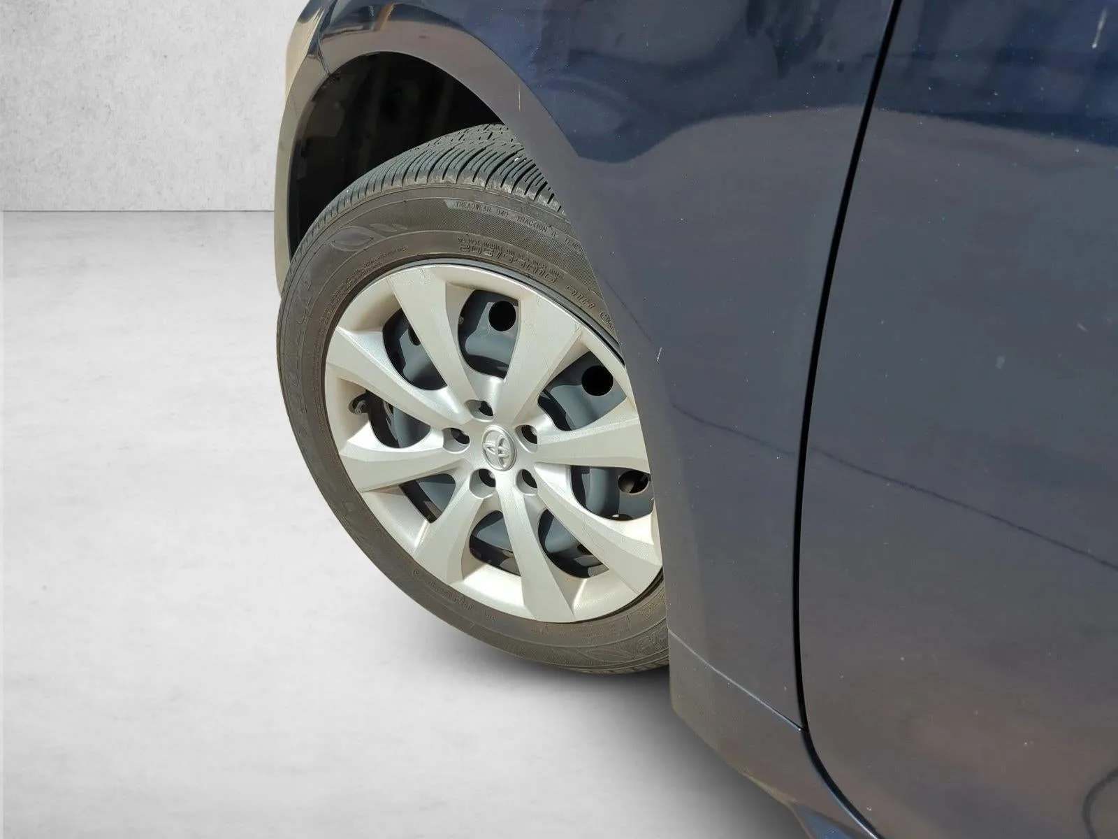 2023 Toyota Corolla LE CVT (Natl) photo 10