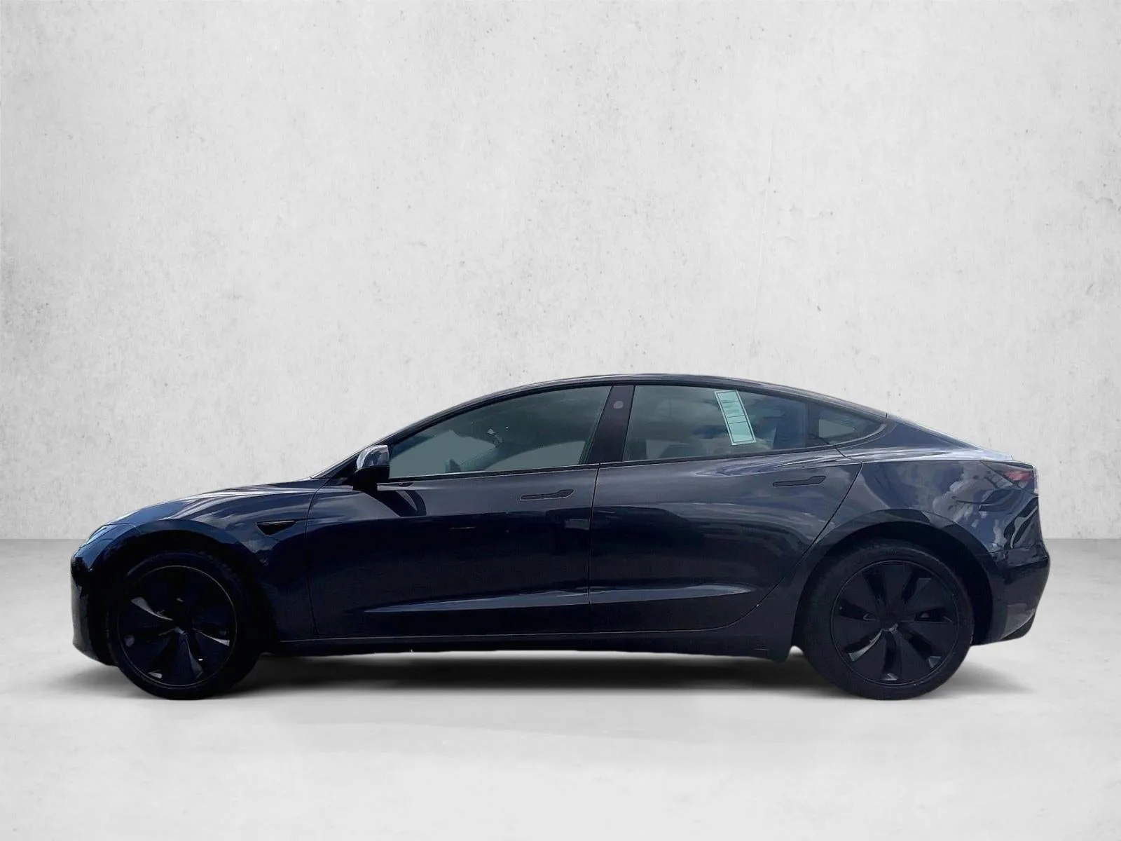 2025 Tesla Model 3 Long Range photo 6